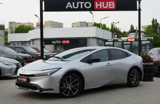 Toyota Prius, 2024