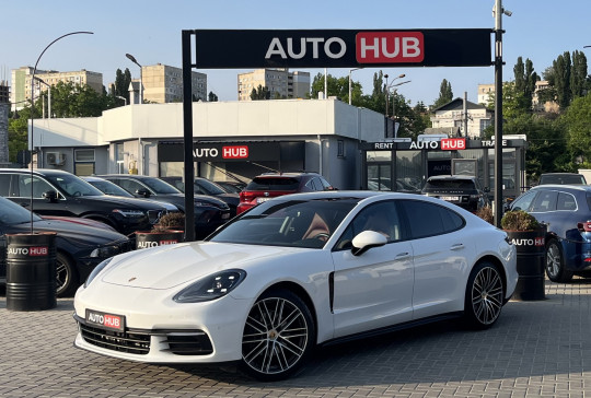 Porsche Panamera, 2018
