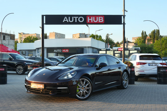 Porsche Panamera, 2018