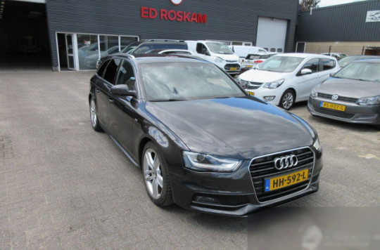 Audi A4, 2015