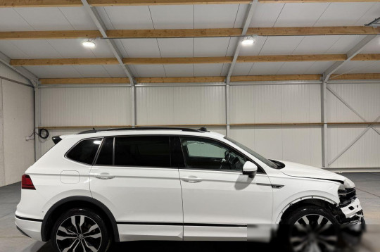 Volkswagen Tiguan, 2020