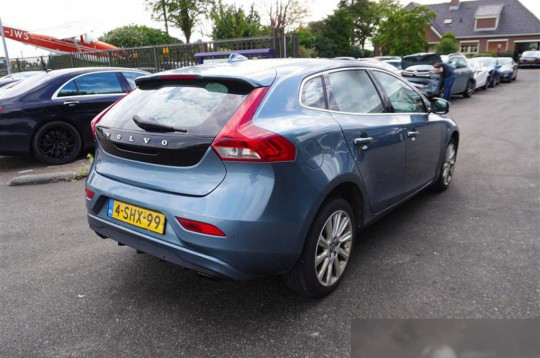 Volvo V40, 2013