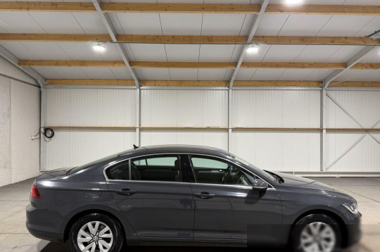 Volkswagen Passat, 2015