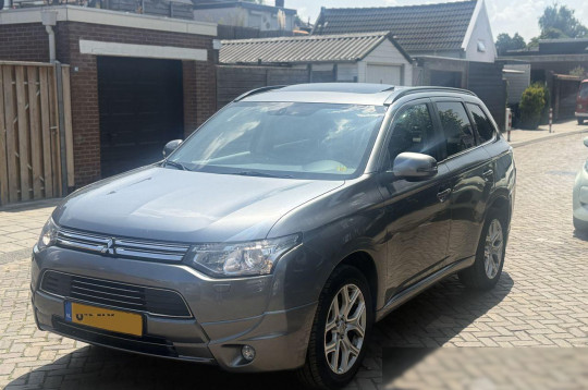 Mitsubishi Outlander, 2013