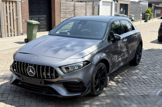 Mercedes-Benz, 2020