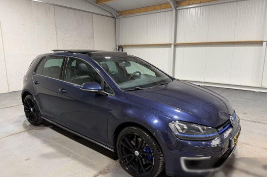 Volkswagen Golf, 2014