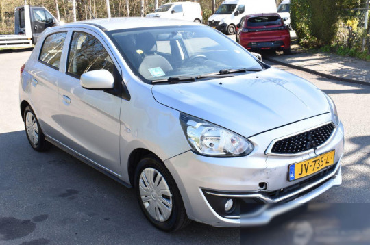 Mitsubishi Space Star, 2016
