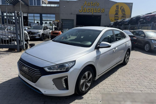 Hyundai Ioniq, 2016
