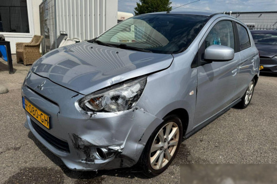 Mitsubishi Space Star, 2014