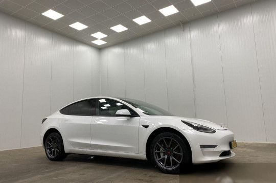 Tesla Model 3, 2019
