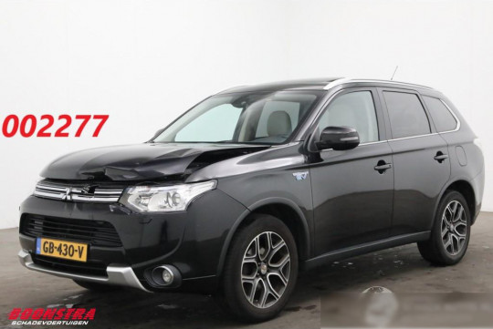 Mitsubishi Outlander, 2015