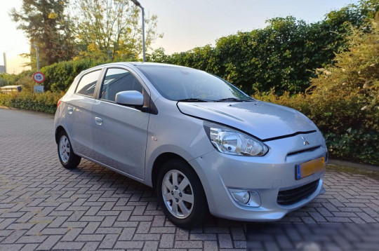 Mitsubishi Space Star, 2015