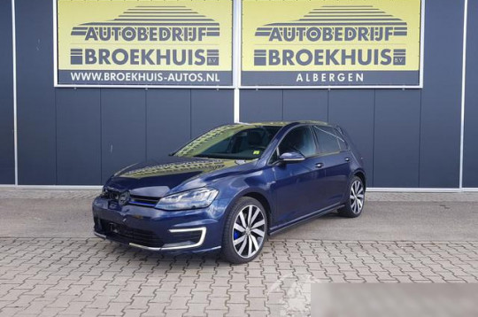 Volkswagen Golf, 2015