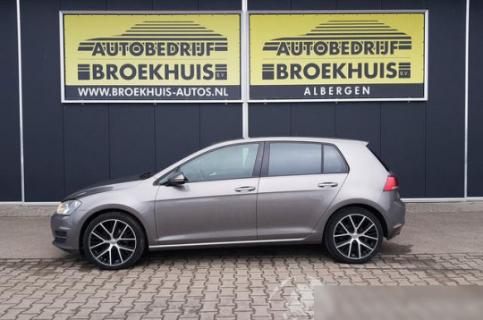 Volkswagen Golf, 2013