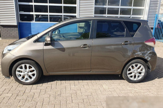 Toyota Verso-S, 2014