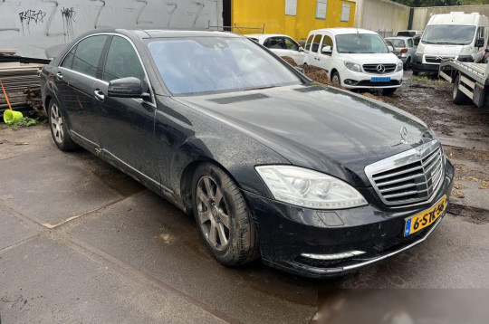 Mercedes-Benz S-Class, 2013