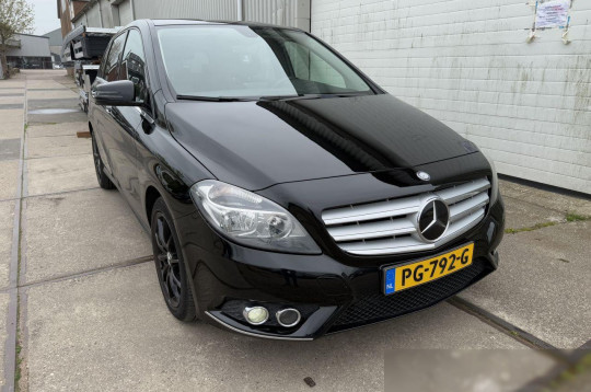 Mercedes-Benz B-Class, 2013