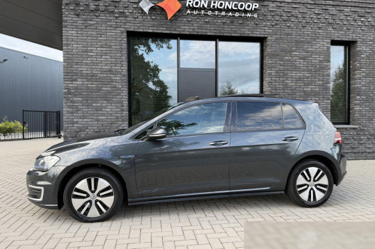 Volkswagen Golf, 2015