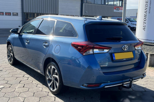 Toyota Auris, 2016