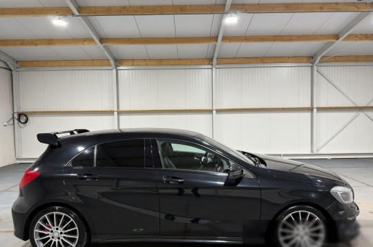 Mercedes-Benz A-Class, 2015