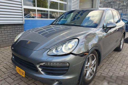 Porsche Cayenne, 2013