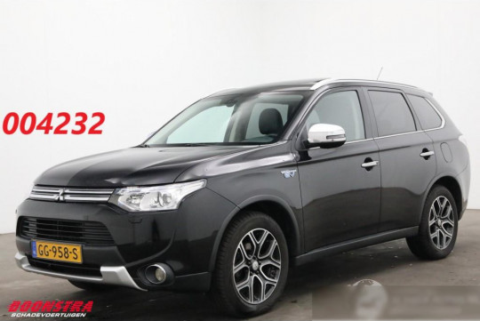Mitsubishi Outlander, 2015