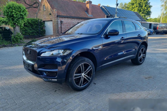 Jaguar F-Pace, 2017