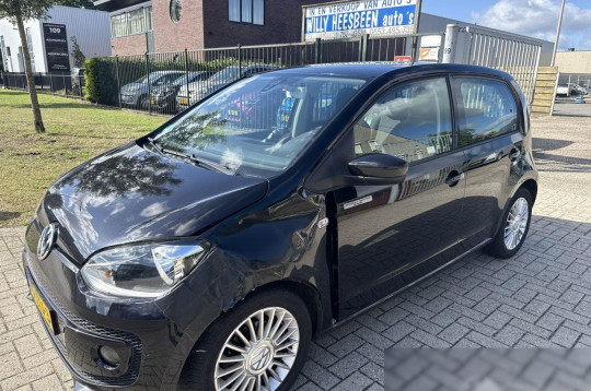 Volkswagen Up!, 2013